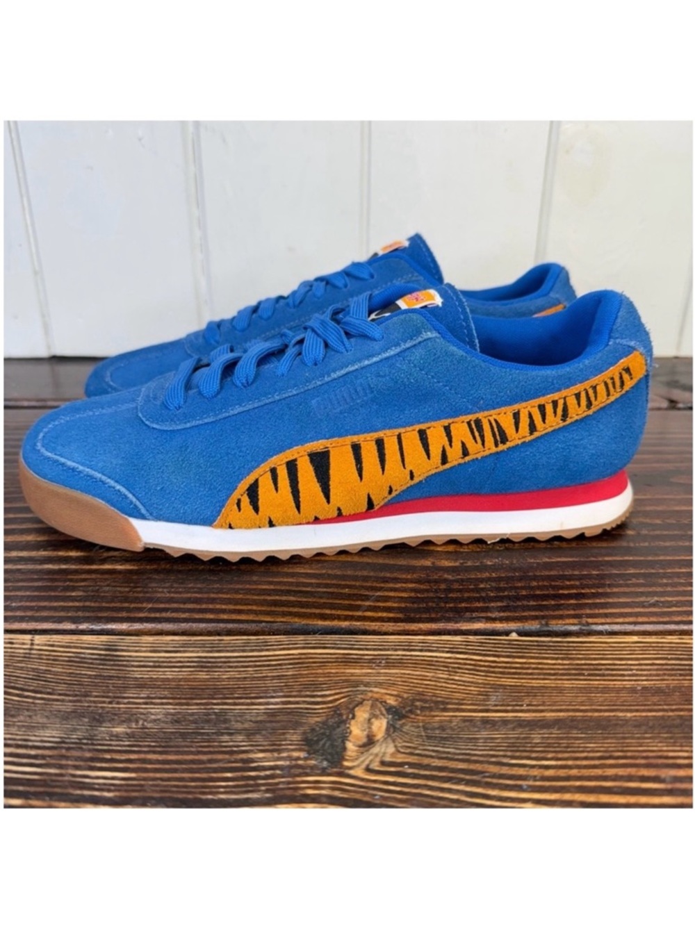 PUMA x Kellogg’s Tony the Tiger Blue Suede Sneakers – Men’s Size 9 (US)